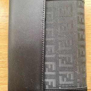 VINTAGE FENDI WALLET WITH TAGS